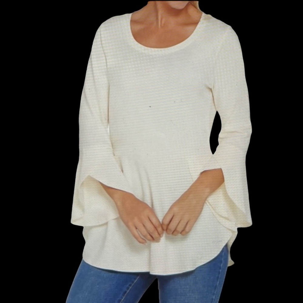 NWOT Isaac Mizrahi Live! Ivory/Cream Knit Peplum Top With Tulip Hem & Sleeve. 2X